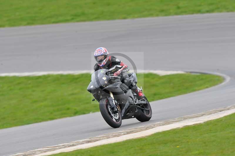 Motorcycle action photographs;anglesey circuit;anglesey trackday photographs;event digital images;eventdigitalimages;no limits trackday;oulton park circuit cheshire;peter wileman photography;trackday;trackday digital images;trackday photos;ty croes circuit wales