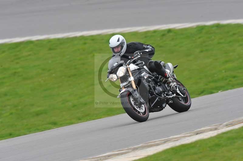 Motorcycle action photographs;anglesey circuit;anglesey trackday photographs;event digital images;eventdigitalimages;no limits trackday;oulton park circuit cheshire;peter wileman photography;trackday;trackday digital images;trackday photos;ty croes circuit wales