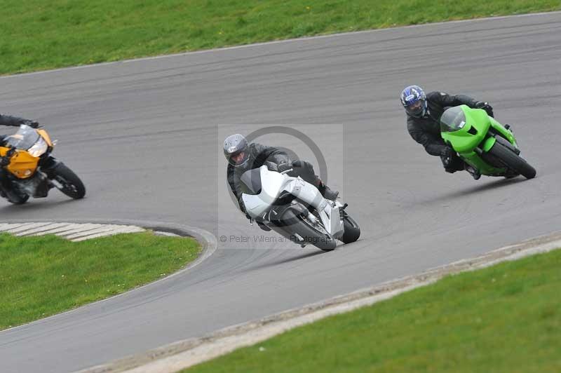 Motorcycle action photographs;anglesey circuit;anglesey trackday photographs;event digital images;eventdigitalimages;no limits trackday;oulton park circuit cheshire;peter wileman photography;trackday;trackday digital images;trackday photos;ty croes circuit wales