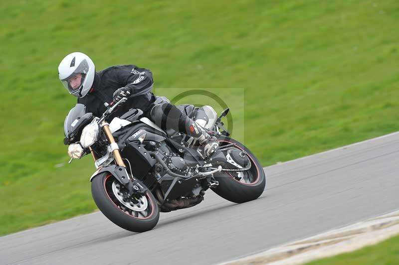 Motorcycle action photographs;anglesey circuit;anglesey trackday photographs;event digital images;eventdigitalimages;no limits trackday;oulton park circuit cheshire;peter wileman photography;trackday;trackday digital images;trackday photos;ty croes circuit wales