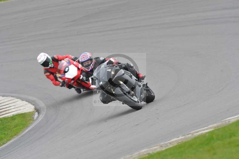 Motorcycle action photographs;anglesey circuit;anglesey trackday photographs;event digital images;eventdigitalimages;no limits trackday;oulton park circuit cheshire;peter wileman photography;trackday;trackday digital images;trackday photos;ty croes circuit wales