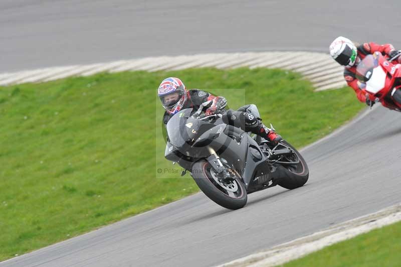 Motorcycle action photographs;anglesey circuit;anglesey trackday photographs;event digital images;eventdigitalimages;no limits trackday;oulton park circuit cheshire;peter wileman photography;trackday;trackday digital images;trackday photos;ty croes circuit wales