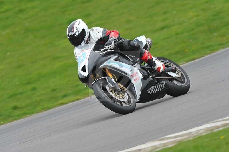 Motorcycle action photographs;anglesey circuit;anglesey trackday photographs;event digital images;eventdigitalimages;no limits trackday;oulton park circuit cheshire;peter wileman photography;trackday;trackday digital images;trackday photos;ty croes circuit wales