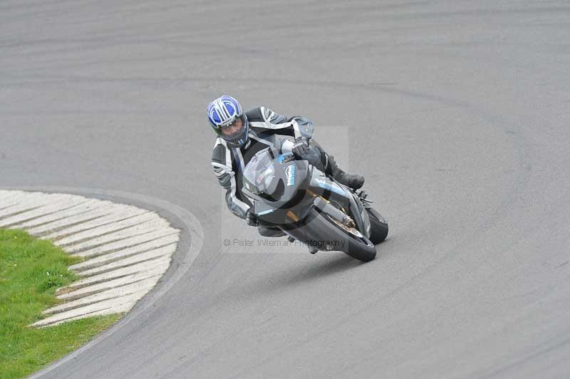 Motorcycle action photographs;anglesey circuit;anglesey trackday photographs;event digital images;eventdigitalimages;no limits trackday;oulton park circuit cheshire;peter wileman photography;trackday;trackday digital images;trackday photos;ty croes circuit wales