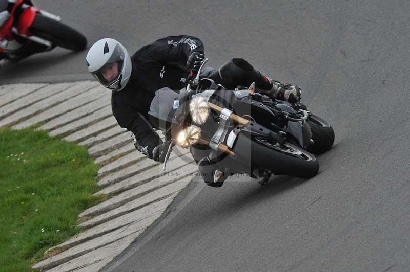 Motorcycle action photographs;anglesey circuit;anglesey trackday photographs;event digital images;eventdigitalimages;no limits trackday;oulton park circuit cheshire;peter wileman photography;trackday;trackday digital images;trackday photos;ty croes circuit wales