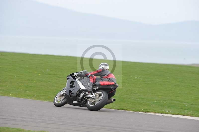 Motorcycle action photographs;anglesey circuit;anglesey trackday photographs;event digital images;eventdigitalimages;no limits trackday;oulton park circuit cheshire;peter wileman photography;trackday;trackday digital images;trackday photos;ty croes circuit wales