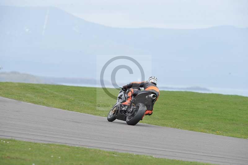 Motorcycle action photographs;anglesey circuit;anglesey trackday photographs;event digital images;eventdigitalimages;no limits trackday;oulton park circuit cheshire;peter wileman photography;trackday;trackday digital images;trackday photos;ty croes circuit wales