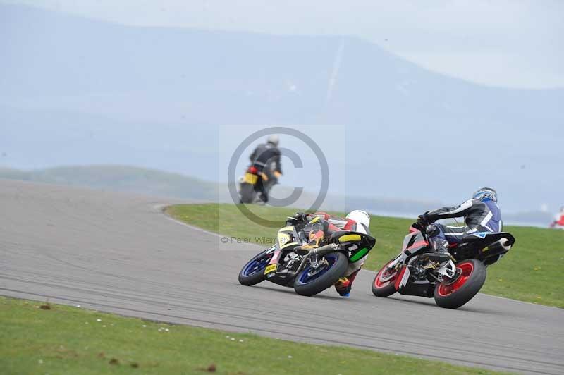 Motorcycle action photographs;anglesey circuit;anglesey trackday photographs;event digital images;eventdigitalimages;no limits trackday;oulton park circuit cheshire;peter wileman photography;trackday;trackday digital images;trackday photos;ty croes circuit wales