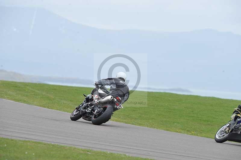 Motorcycle action photographs;anglesey circuit;anglesey trackday photographs;event digital images;eventdigitalimages;no limits trackday;oulton park circuit cheshire;peter wileman photography;trackday;trackday digital images;trackday photos;ty croes circuit wales