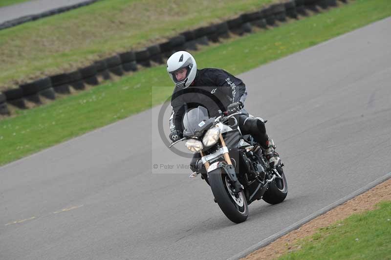 Motorcycle action photographs;anglesey circuit;anglesey trackday photographs;event digital images;eventdigitalimages;no limits trackday;oulton park circuit cheshire;peter wileman photography;trackday;trackday digital images;trackday photos;ty croes circuit wales