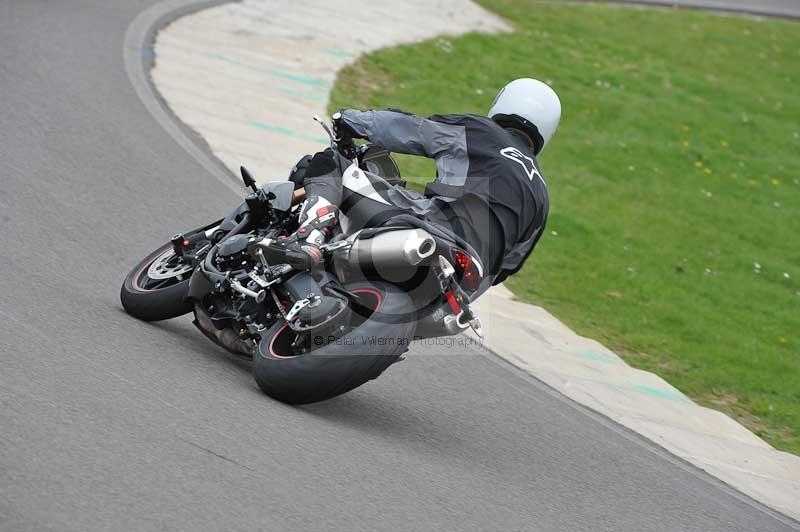 Motorcycle action photographs;anglesey circuit;anglesey trackday photographs;event digital images;eventdigitalimages;no limits trackday;oulton park circuit cheshire;peter wileman photography;trackday;trackday digital images;trackday photos;ty croes circuit wales