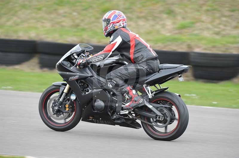 Motorcycle action photographs;anglesey circuit;anglesey trackday photographs;event digital images;eventdigitalimages;no limits trackday;oulton park circuit cheshire;peter wileman photography;trackday;trackday digital images;trackday photos;ty croes circuit wales