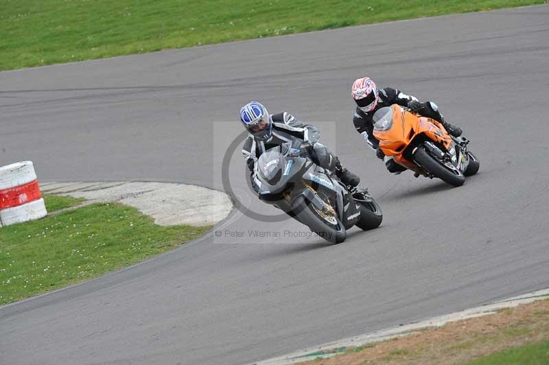 Motorcycle action photographs;anglesey circuit;anglesey trackday photographs;event digital images;eventdigitalimages;no limits trackday;oulton park circuit cheshire;peter wileman photography;trackday;trackday digital images;trackday photos;ty croes circuit wales