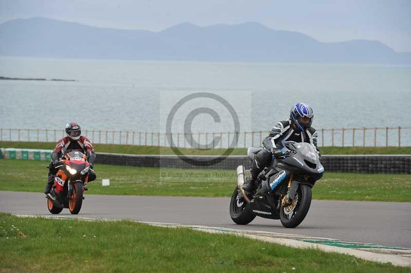 Motorcycle action photographs;anglesey circuit;anglesey trackday photographs;event digital images;eventdigitalimages;no limits trackday;oulton park circuit cheshire;peter wileman photography;trackday;trackday digital images;trackday photos;ty croes circuit wales