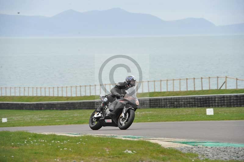 Motorcycle action photographs;anglesey circuit;anglesey trackday photographs;event digital images;eventdigitalimages;no limits trackday;oulton park circuit cheshire;peter wileman photography;trackday;trackday digital images;trackday photos;ty croes circuit wales