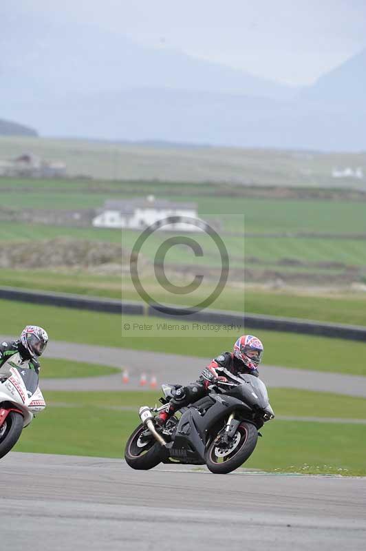 Motorcycle action photographs;anglesey circuit;anglesey trackday photographs;event digital images;eventdigitalimages;no limits trackday;oulton park circuit cheshire;peter wileman photography;trackday;trackday digital images;trackday photos;ty croes circuit wales