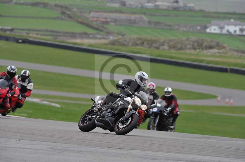 Motorcycle action photographs;anglesey circuit;anglesey trackday photographs;event digital images;eventdigitalimages;no limits trackday;oulton park circuit cheshire;peter wileman photography;trackday;trackday digital images;trackday photos;ty croes circuit wales