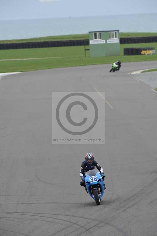 Motorcycle action photographs;anglesey circuit;anglesey trackday photographs;event digital images;eventdigitalimages;no limits trackday;oulton park circuit cheshire;peter wileman photography;trackday;trackday digital images;trackday photos;ty croes circuit wales