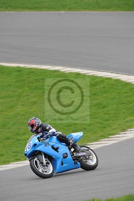 Motorcycle action photographs;anglesey circuit;anglesey trackday photographs;event digital images;eventdigitalimages;no limits trackday;oulton park circuit cheshire;peter wileman photography;trackday;trackday digital images;trackday photos;ty croes circuit wales