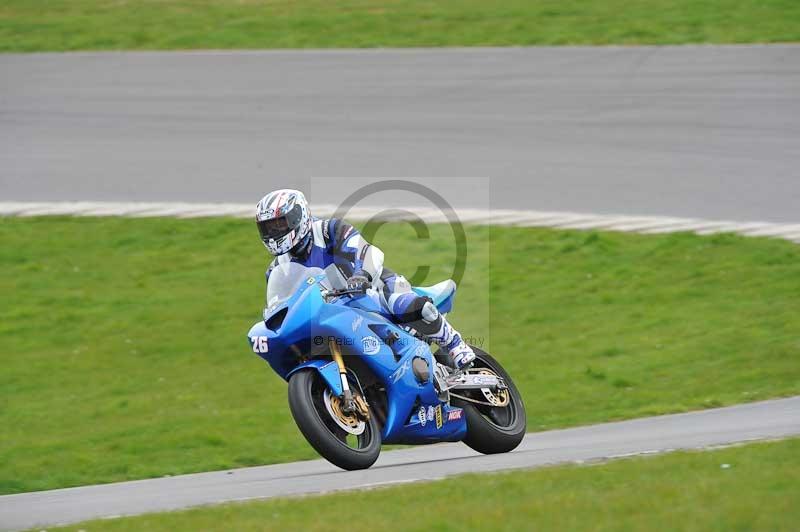 Motorcycle action photographs;anglesey circuit;anglesey trackday photographs;event digital images;eventdigitalimages;no limits trackday;oulton park circuit cheshire;peter wileman photography;trackday;trackday digital images;trackday photos;ty croes circuit wales