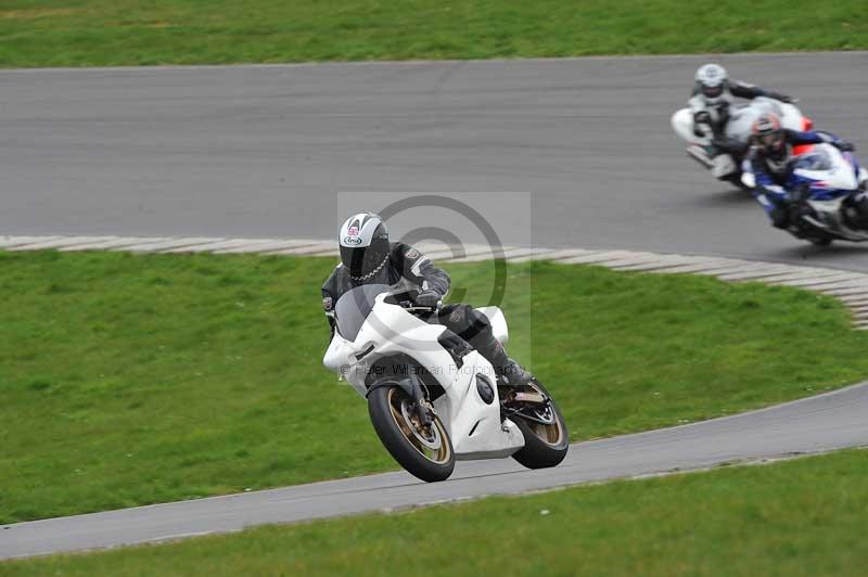 Motorcycle action photographs;anglesey circuit;anglesey trackday photographs;event digital images;eventdigitalimages;no limits trackday;oulton park circuit cheshire;peter wileman photography;trackday;trackday digital images;trackday photos;ty croes circuit wales