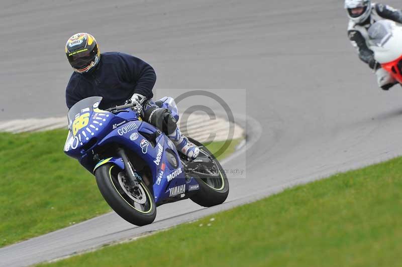 Motorcycle action photographs;anglesey circuit;anglesey trackday photographs;event digital images;eventdigitalimages;no limits trackday;oulton park circuit cheshire;peter wileman photography;trackday;trackday digital images;trackday photos;ty croes circuit wales