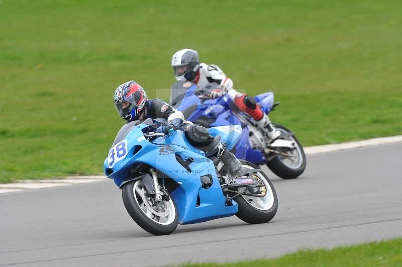 Motorcycle action photographs;anglesey circuit;anglesey trackday photographs;event digital images;eventdigitalimages;no limits trackday;oulton park circuit cheshire;peter wileman photography;trackday;trackday digital images;trackday photos;ty croes circuit wales