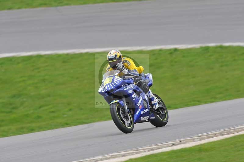 Motorcycle action photographs;anglesey circuit;anglesey trackday photographs;event digital images;eventdigitalimages;no limits trackday;oulton park circuit cheshire;peter wileman photography;trackday;trackday digital images;trackday photos;ty croes circuit wales