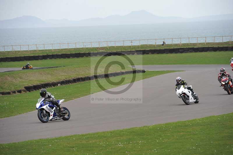 Motorcycle action photographs;anglesey circuit;anglesey trackday photographs;event digital images;eventdigitalimages;no limits trackday;oulton park circuit cheshire;peter wileman photography;trackday;trackday digital images;trackday photos;ty croes circuit wales