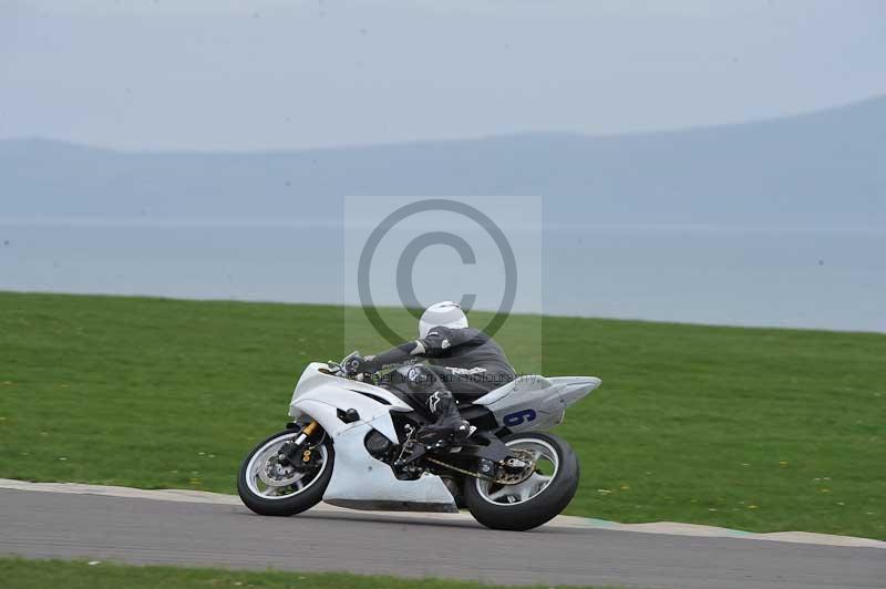 Motorcycle action photographs;anglesey circuit;anglesey trackday photographs;event digital images;eventdigitalimages;no limits trackday;oulton park circuit cheshire;peter wileman photography;trackday;trackday digital images;trackday photos;ty croes circuit wales