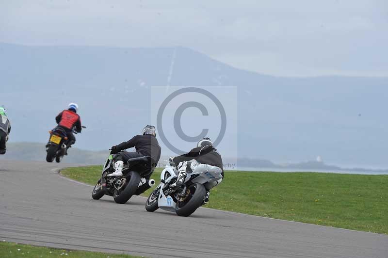 Motorcycle action photographs;anglesey circuit;anglesey trackday photographs;event digital images;eventdigitalimages;no limits trackday;oulton park circuit cheshire;peter wileman photography;trackday;trackday digital images;trackday photos;ty croes circuit wales