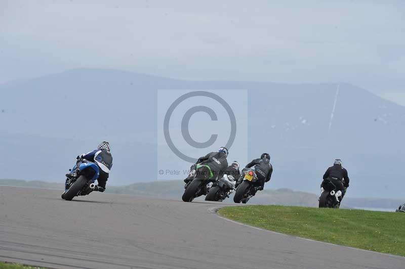 Motorcycle action photographs;anglesey circuit;anglesey trackday photographs;event digital images;eventdigitalimages;no limits trackday;oulton park circuit cheshire;peter wileman photography;trackday;trackday digital images;trackday photos;ty croes circuit wales