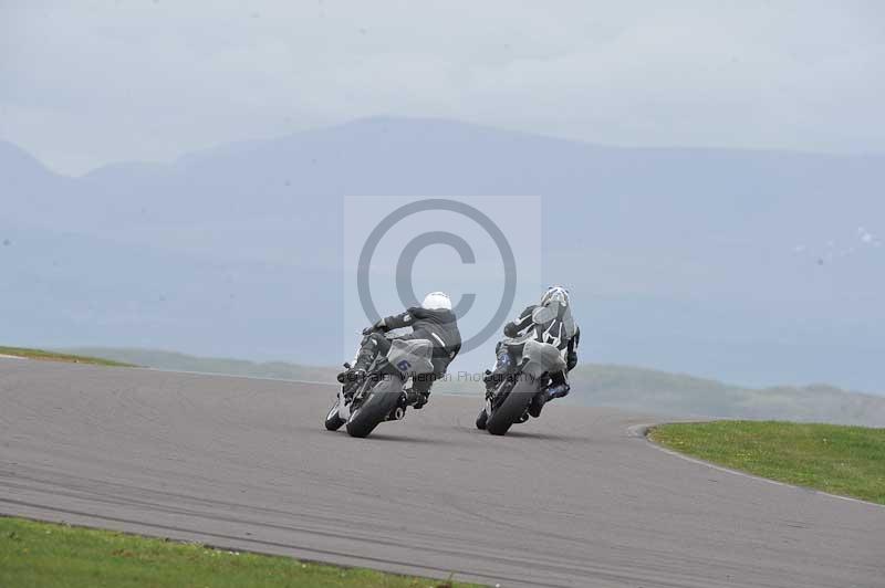 Motorcycle action photographs;anglesey circuit;anglesey trackday photographs;event digital images;eventdigitalimages;no limits trackday;oulton park circuit cheshire;peter wileman photography;trackday;trackday digital images;trackday photos;ty croes circuit wales