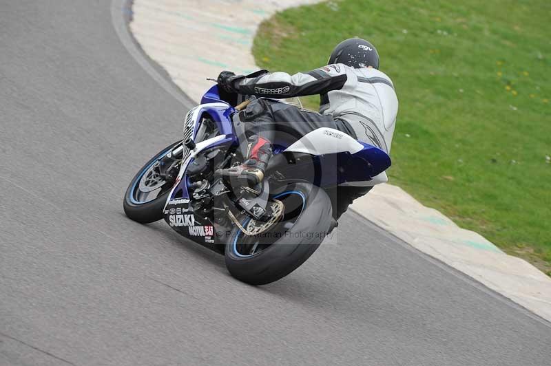 Motorcycle action photographs;anglesey circuit;anglesey trackday photographs;event digital images;eventdigitalimages;no limits trackday;oulton park circuit cheshire;peter wileman photography;trackday;trackday digital images;trackday photos;ty croes circuit wales