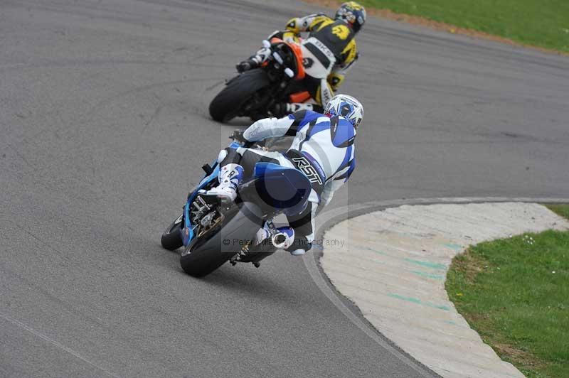 Motorcycle action photographs;anglesey circuit;anglesey trackday photographs;event digital images;eventdigitalimages;no limits trackday;oulton park circuit cheshire;peter wileman photography;trackday;trackday digital images;trackday photos;ty croes circuit wales