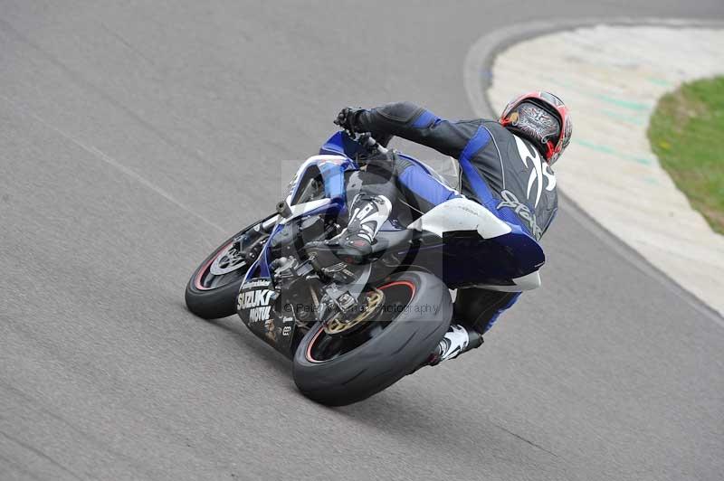 Motorcycle action photographs;anglesey circuit;anglesey trackday photographs;event digital images;eventdigitalimages;no limits trackday;oulton park circuit cheshire;peter wileman photography;trackday;trackday digital images;trackday photos;ty croes circuit wales