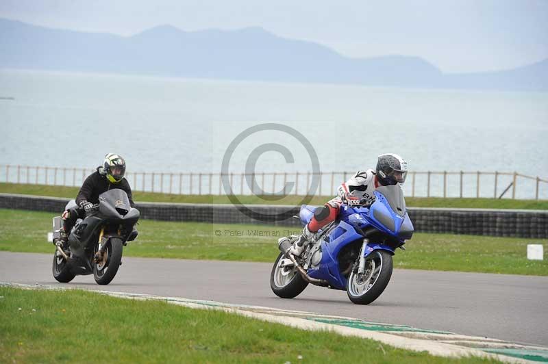 Motorcycle action photographs;anglesey circuit;anglesey trackday photographs;event digital images;eventdigitalimages;no limits trackday;oulton park circuit cheshire;peter wileman photography;trackday;trackday digital images;trackday photos;ty croes circuit wales