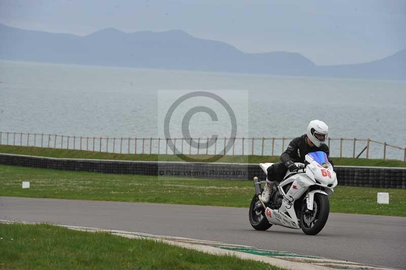 Motorcycle action photographs;anglesey circuit;anglesey trackday photographs;event digital images;eventdigitalimages;no limits trackday;oulton park circuit cheshire;peter wileman photography;trackday;trackday digital images;trackday photos;ty croes circuit wales