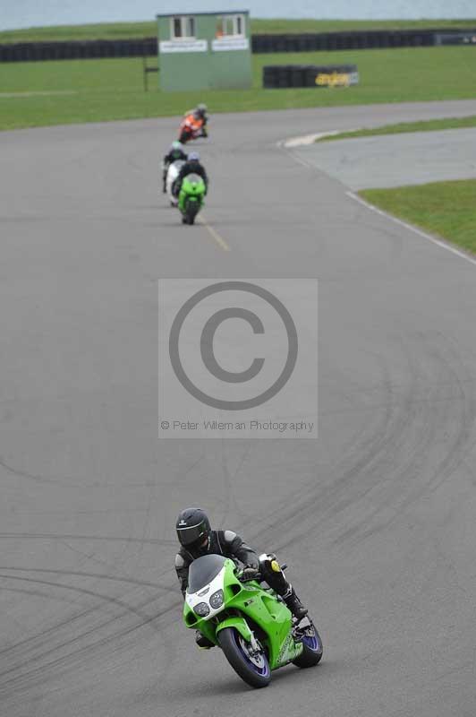 Motorcycle action photographs;anglesey circuit;anglesey trackday photographs;event digital images;eventdigitalimages;no limits trackday;oulton park circuit cheshire;peter wileman photography;trackday;trackday digital images;trackday photos;ty croes circuit wales