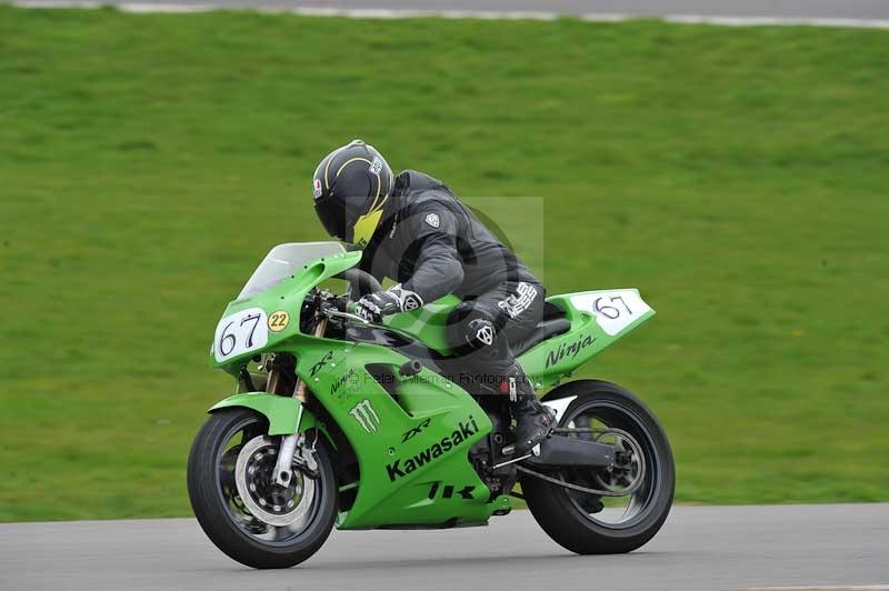 Motorcycle action photographs;anglesey circuit;anglesey trackday photographs;event digital images;eventdigitalimages;no limits trackday;oulton park circuit cheshire;peter wileman photography;trackday;trackday digital images;trackday photos;ty croes circuit wales