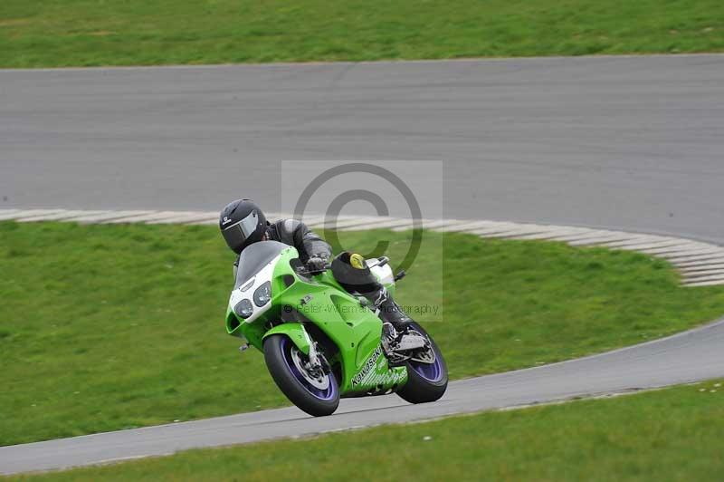 Motorcycle action photographs;anglesey circuit;anglesey trackday photographs;event digital images;eventdigitalimages;no limits trackday;oulton park circuit cheshire;peter wileman photography;trackday;trackday digital images;trackday photos;ty croes circuit wales