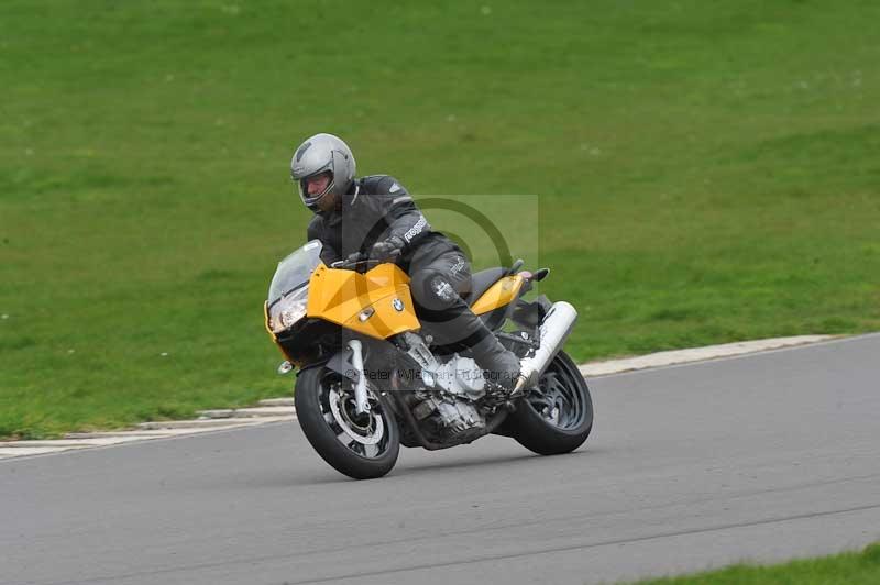 Motorcycle action photographs;anglesey circuit;anglesey trackday photographs;event digital images;eventdigitalimages;no limits trackday;oulton park circuit cheshire;peter wileman photography;trackday;trackday digital images;trackday photos;ty croes circuit wales