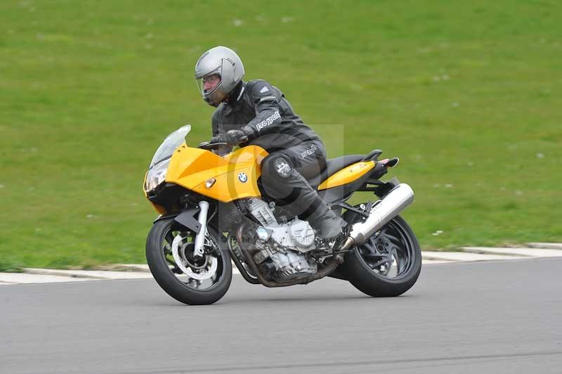 Motorcycle action photographs;anglesey circuit;anglesey trackday photographs;event digital images;eventdigitalimages;no limits trackday;oulton park circuit cheshire;peter wileman photography;trackday;trackday digital images;trackday photos;ty croes circuit wales