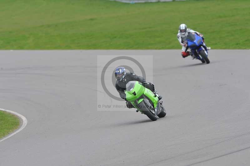 Motorcycle action photographs;anglesey circuit;anglesey trackday photographs;event digital images;eventdigitalimages;no limits trackday;oulton park circuit cheshire;peter wileman photography;trackday;trackday digital images;trackday photos;ty croes circuit wales