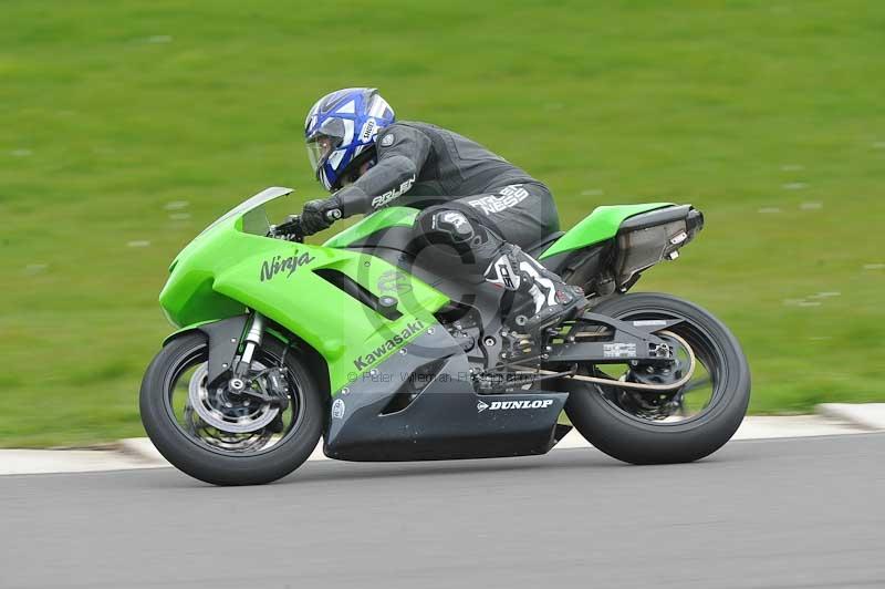 Motorcycle action photographs;anglesey circuit;anglesey trackday photographs;event digital images;eventdigitalimages;no limits trackday;oulton park circuit cheshire;peter wileman photography;trackday;trackday digital images;trackday photos;ty croes circuit wales