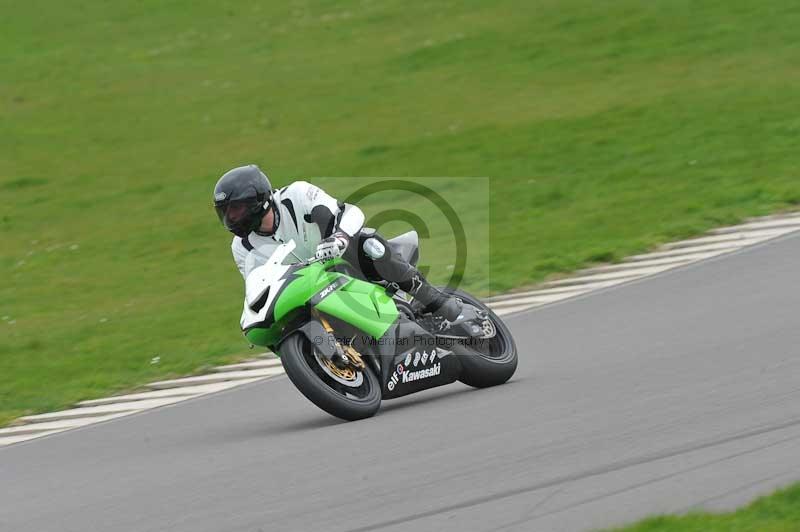 Motorcycle action photographs;anglesey circuit;anglesey trackday photographs;event digital images;eventdigitalimages;no limits trackday;oulton park circuit cheshire;peter wileman photography;trackday;trackday digital images;trackday photos;ty croes circuit wales