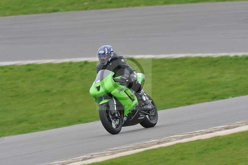 Motorcycle action photographs;anglesey circuit;anglesey trackday photographs;event digital images;eventdigitalimages;no limits trackday;oulton park circuit cheshire;peter wileman photography;trackday;trackday digital images;trackday photos;ty croes circuit wales