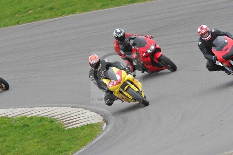 Motorcycle action photographs;anglesey circuit;anglesey trackday photographs;event digital images;eventdigitalimages;no limits trackday;oulton park circuit cheshire;peter wileman photography;trackday;trackday digital images;trackday photos;ty croes circuit wales