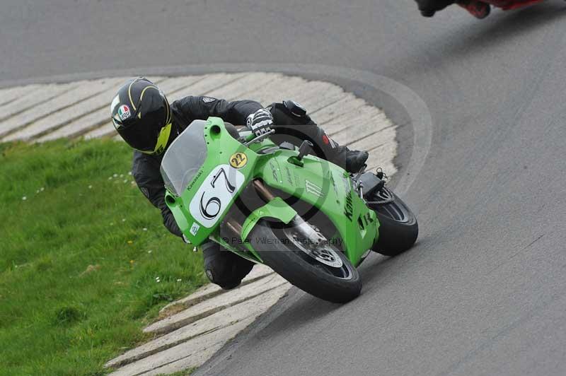 Motorcycle action photographs;anglesey circuit;anglesey trackday photographs;event digital images;eventdigitalimages;no limits trackday;oulton park circuit cheshire;peter wileman photography;trackday;trackday digital images;trackday photos;ty croes circuit wales