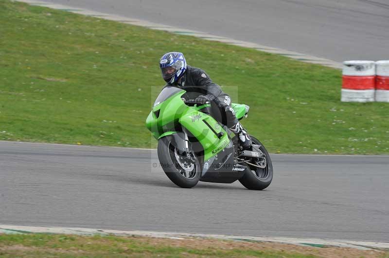 Motorcycle action photographs;anglesey circuit;anglesey trackday photographs;event digital images;eventdigitalimages;no limits trackday;oulton park circuit cheshire;peter wileman photography;trackday;trackday digital images;trackday photos;ty croes circuit wales